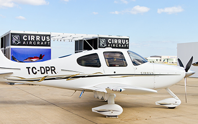 Cirrus aircraft